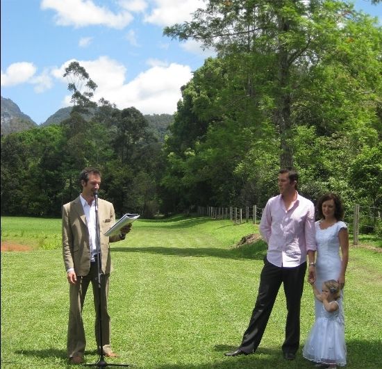 Siobhan and Andrew getting married at Mavis Kitchen Uki with baby Asha, October 2008