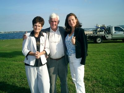 Siobhan with her parents Julie and Bill in Taree