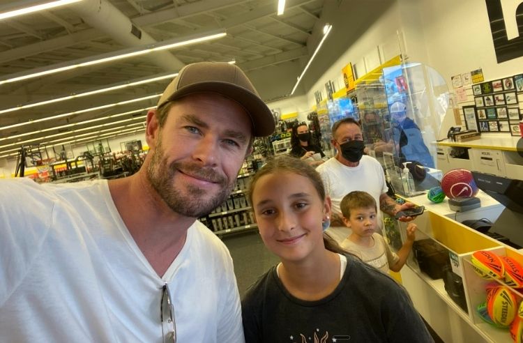Ivy Thomson with Chris Hemsworth at Rebel in Tweed Heads